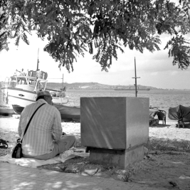 2017 Man-Sitting-in-shade-Calabria