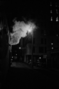 157-18-Montreal-Dec.2022-Ilford-HP5@1600_MHeating-White-Cloud-Mtl.-1